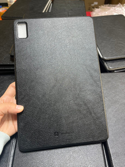 Black Leaflet Case
